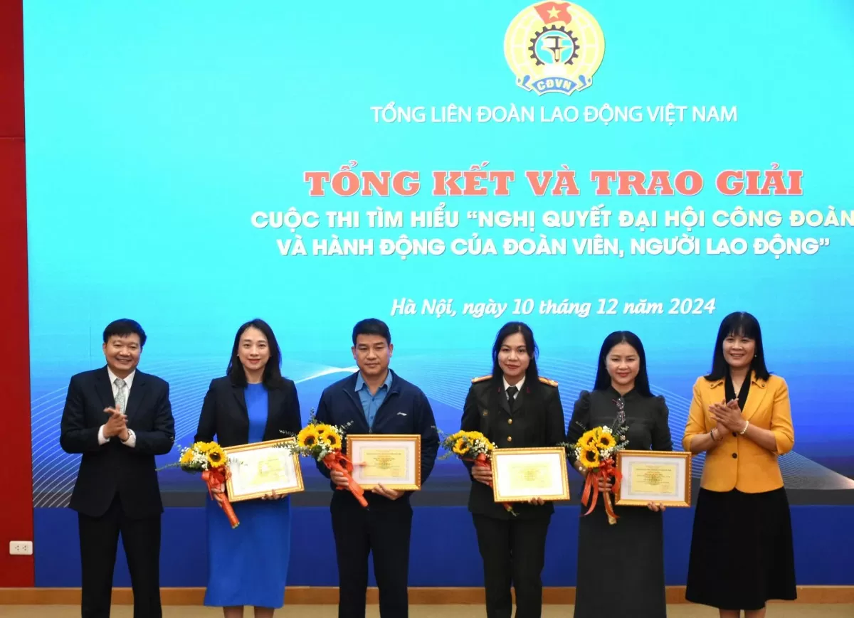 Trao giải cuộc thi tìm hiểu “Nghị quyết Đại hội Công đoàn và hành động của đoàn viên, người lao động”