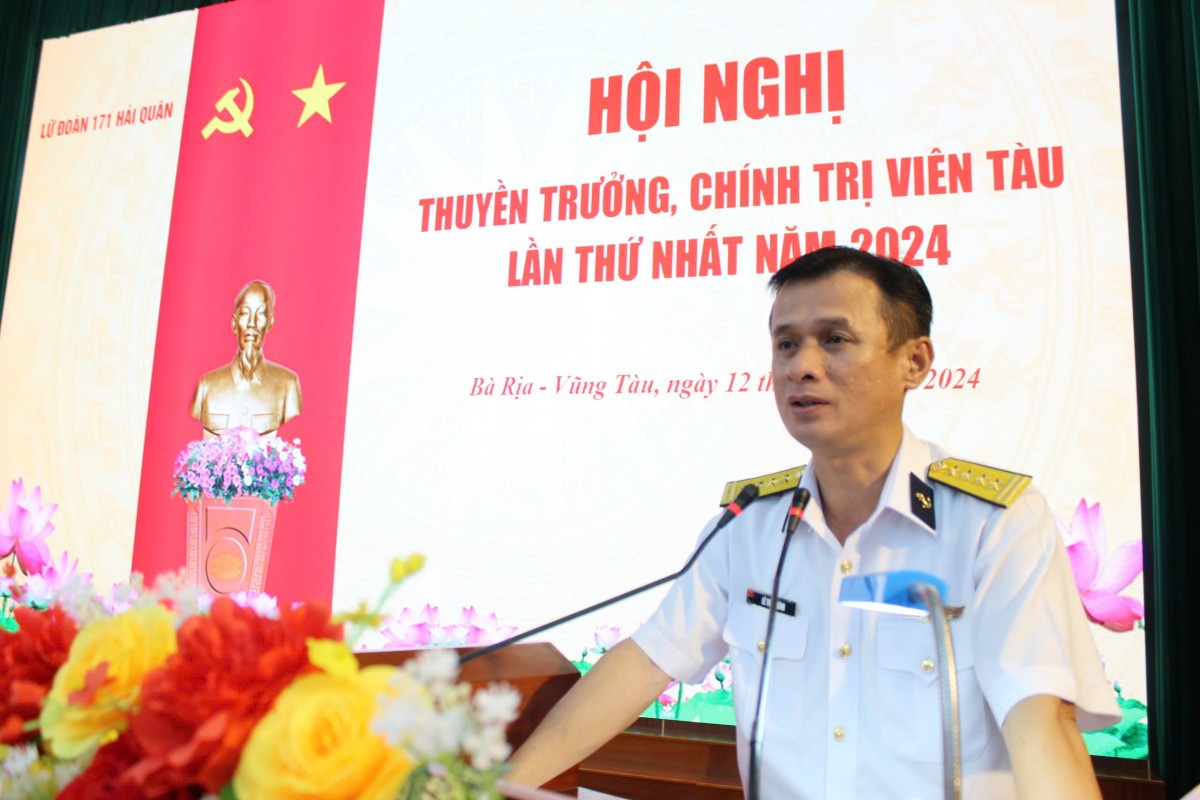 Lữ đoàn 171, Vùng 2 Hải quân tổ chức hội nghị thuyền trưởng, chính trị viên tàu lần thứ nhất