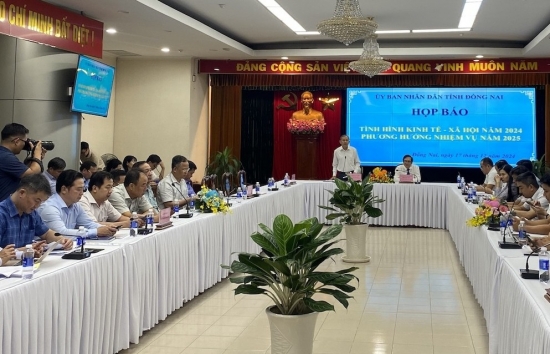 nam 2025 dong nai uu tien thuc day tang truong kinh te 2 con so