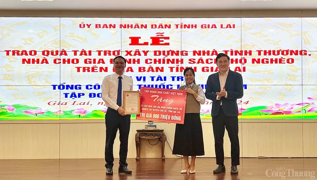 Gia Lai tiếp nhận tài trợ 60 căn nhà tình thương trị giá hơn 4 tỷ đồng Gia Lai tiếp nhận tài trợ 60 căn nhà tình thương trị giá hơn 4 tỷ đồng