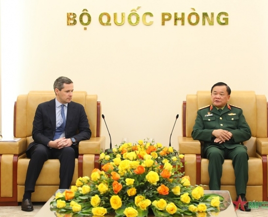 bo quoc phong italy cam ket se tich cuc phoi hop voi bo quoc phong viet nam