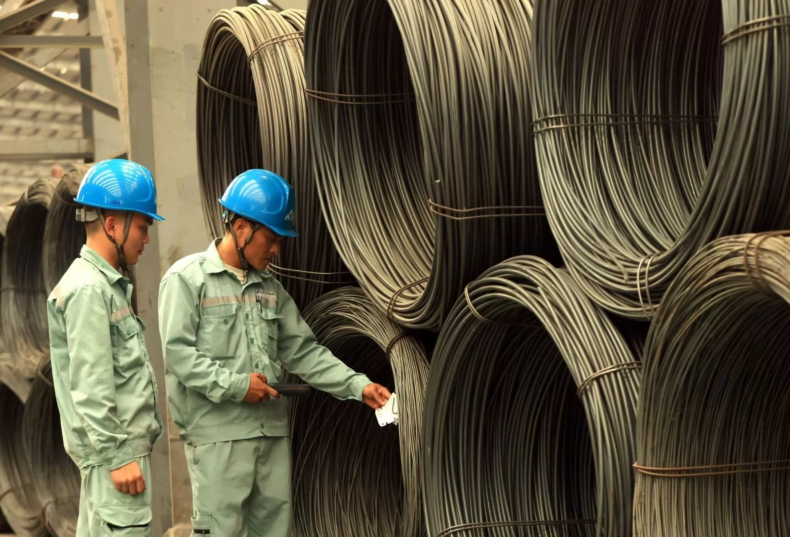 Năm 2025: Thị trường thép chờ cú huých từ đầu tư công
