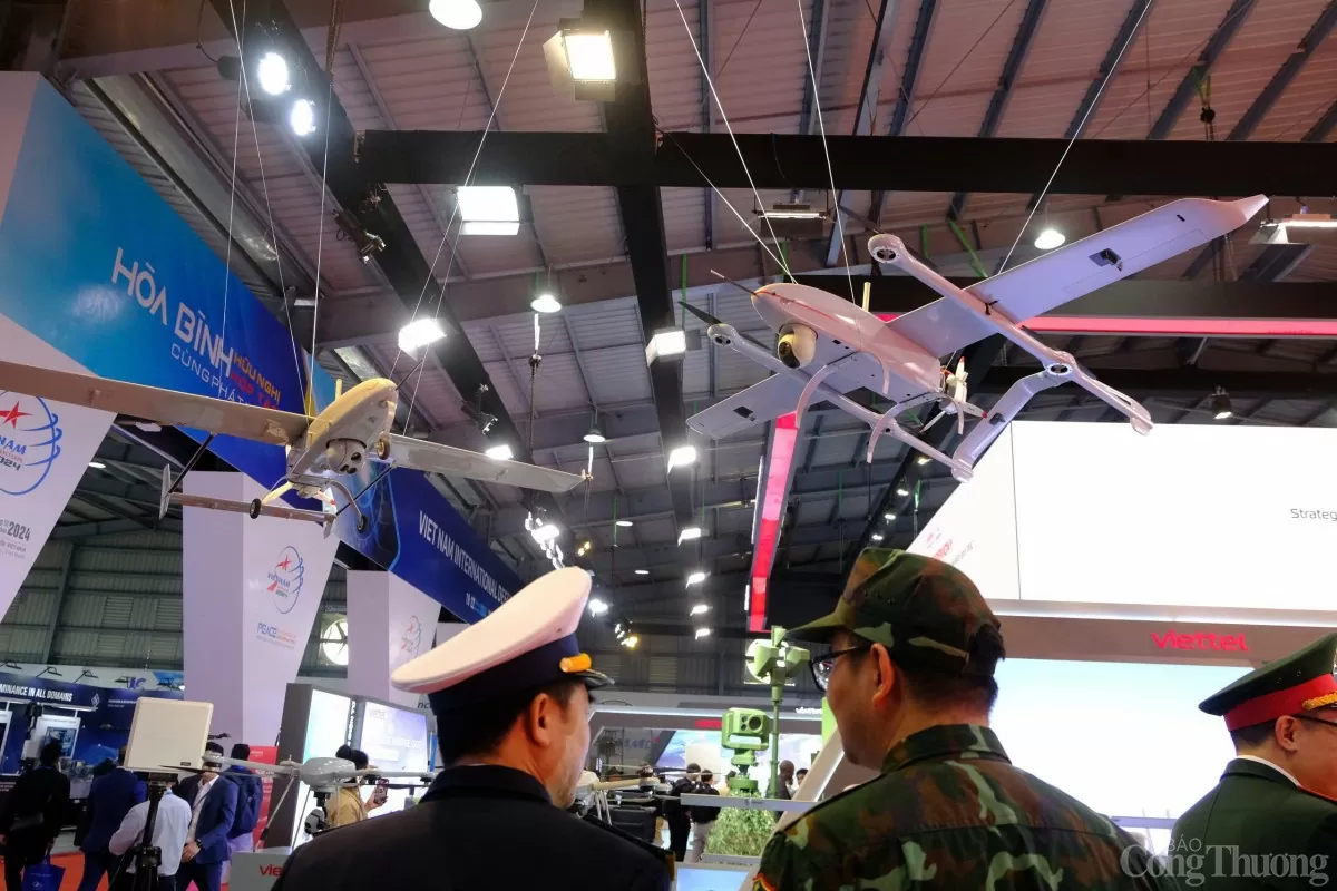 Triển lãm Quốc phòng quốc tế 2024: Mục sở thị dàn UAV ‘Made in Vietnam’