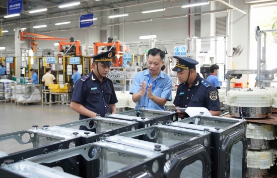 tinh den het ngay 1512 tong tri gia xuat khau cua viet nam dat 38535 ty usd