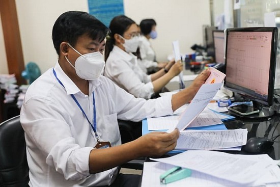 diem moi trong du thao luat can bo cong chuc sua doi
