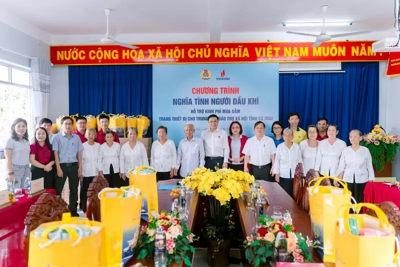 Chuỗi hoạt động an sinh xã hội tại Cà Mau khẳng định tinh thần tiên phong và trách nhiệm của PVCFC đồng hành cùng cộng đồng phát triển bền vững