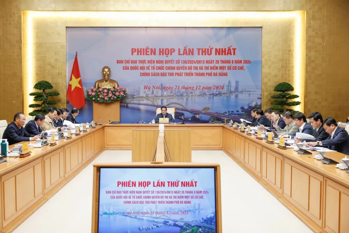 Ban Chỉ đạo là tổ chức phối hợp liên ngành giúp Thủ tướng Chính phủ nghiên cứu, chỉ đạo, phối hợp giải quyết những công việc quan trọng, liên ngành trong quá trình tổ chức thực hiện Nghị quyết 136 - Ảnh: VGP/Nhật Bắc