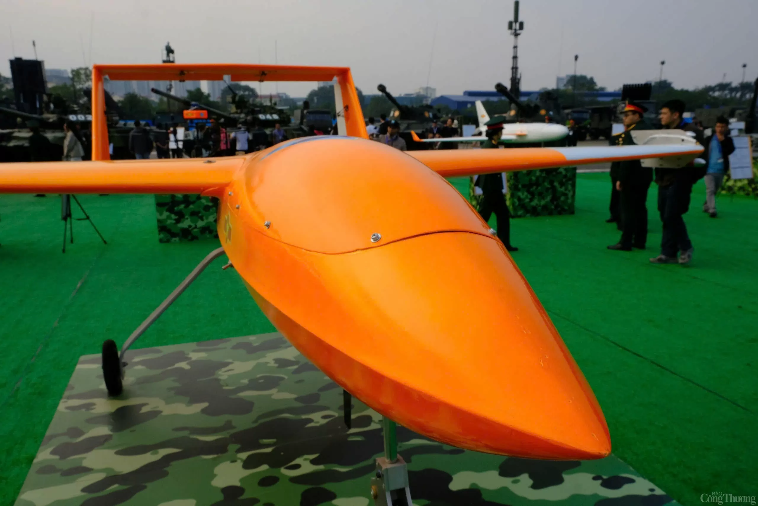 Triển lãm Quốc phòng quốc tế 2024: Mục sở thị dàn UAV ‘Made in Vietnam’