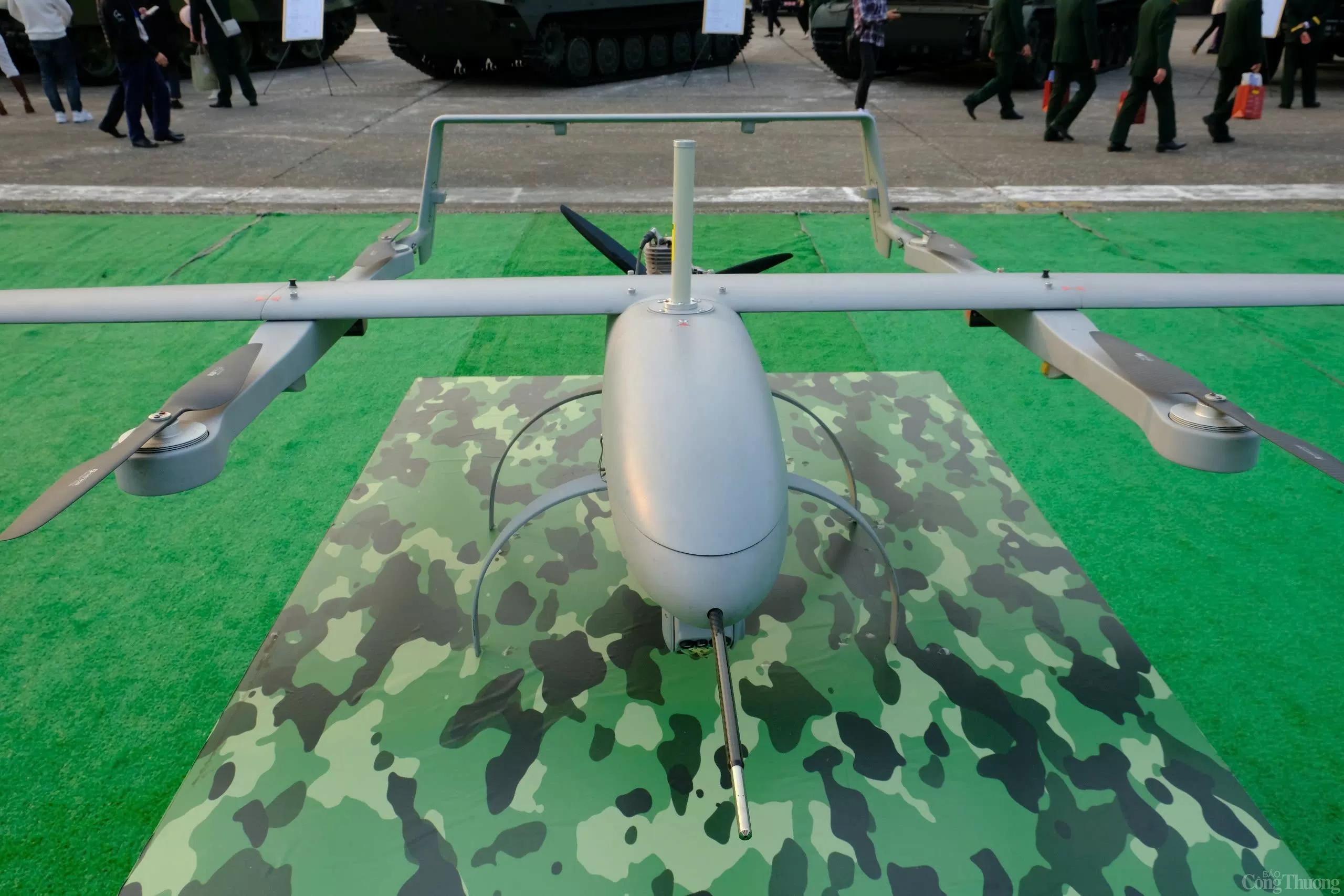Triển lãm Quốc phòng quốc tế 2024: Mục sở thị dàn UAV ‘Made in Vietnam’