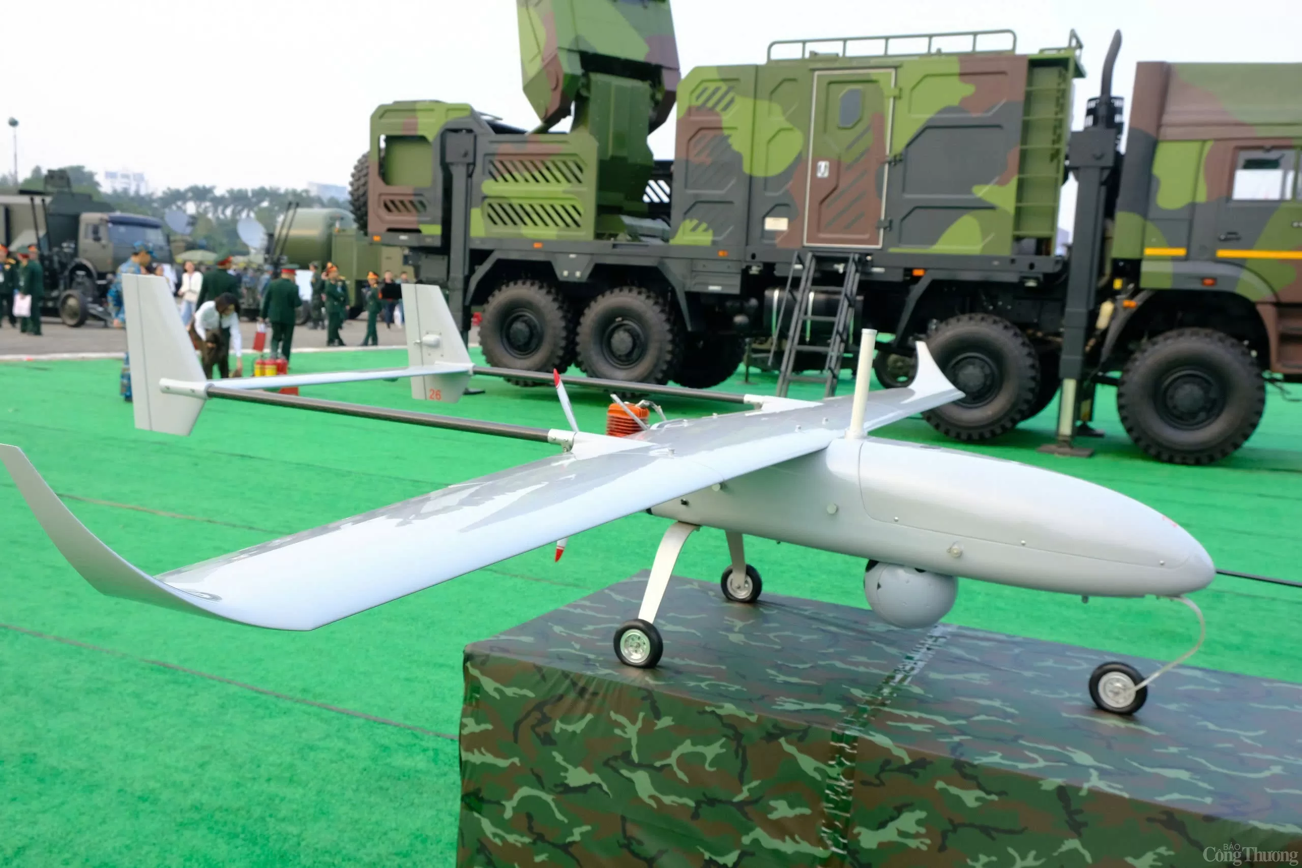 Triển lãm Quốc phòng quốc tế 2024: Mục sở thị dàn UAV ‘Made in Vietnam’