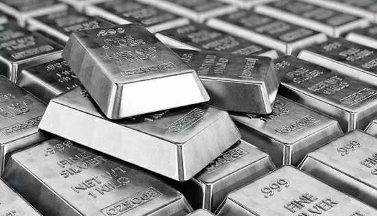 Giá bạc hôm nay 13/5/2025: Bạc suy giảm