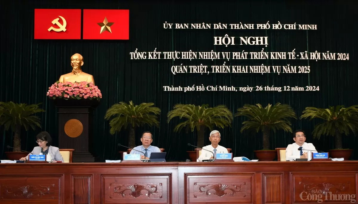 TP. Hồ Chí Minh: Sản xuất công nghiệp, thương mại, dịch vụ năm 2024 tăng trưởng cao