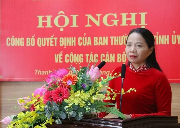 xin nghỉ hưu trước tuổi