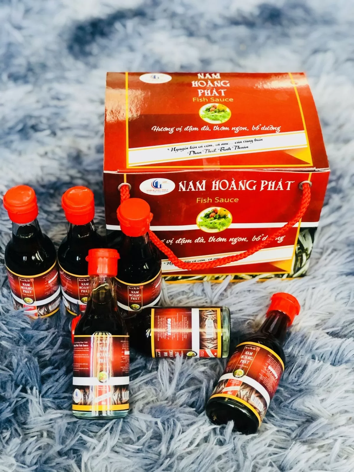 Đẩy mạnh tiêu thụ sản phẩm nước mắm Nam Hoàng Phát qua sàn thương mại điện tử