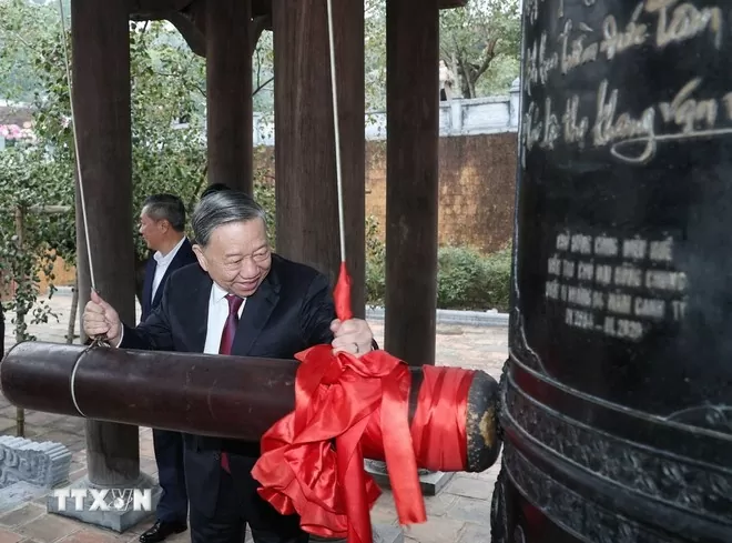 Tổng Bí thư Tô Lâm dâng hương tưởng niệm Chủ tịch Hồ Chí Minh tại Đền Chung Sơn và Khu di tích quốc gia Kim Liên