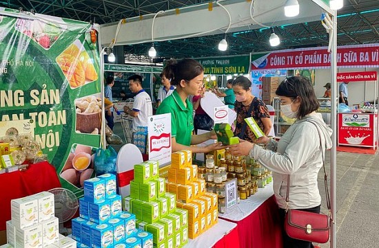 6000 don vi huong loi tu chuong trinh xuc tien thuong mai