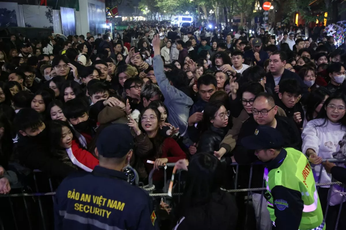 Chùm ảnh pháo hoa chào đón năm mới 2025