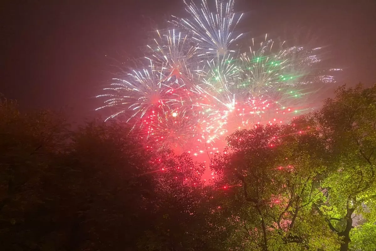 Chùm ảnh pháo hoa chào đón năm mới 2025 Chùm ảnh pháo hoa chào đón năm mới 2025