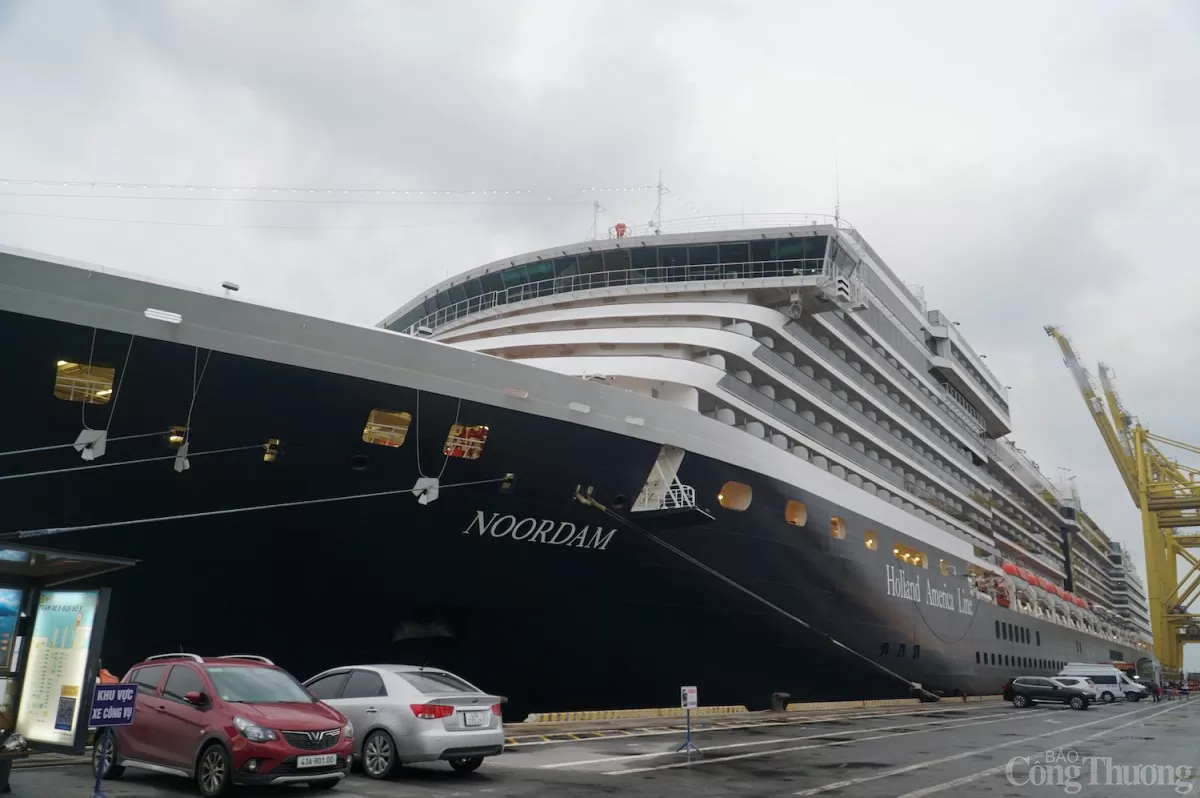 Du thuyền Noordam