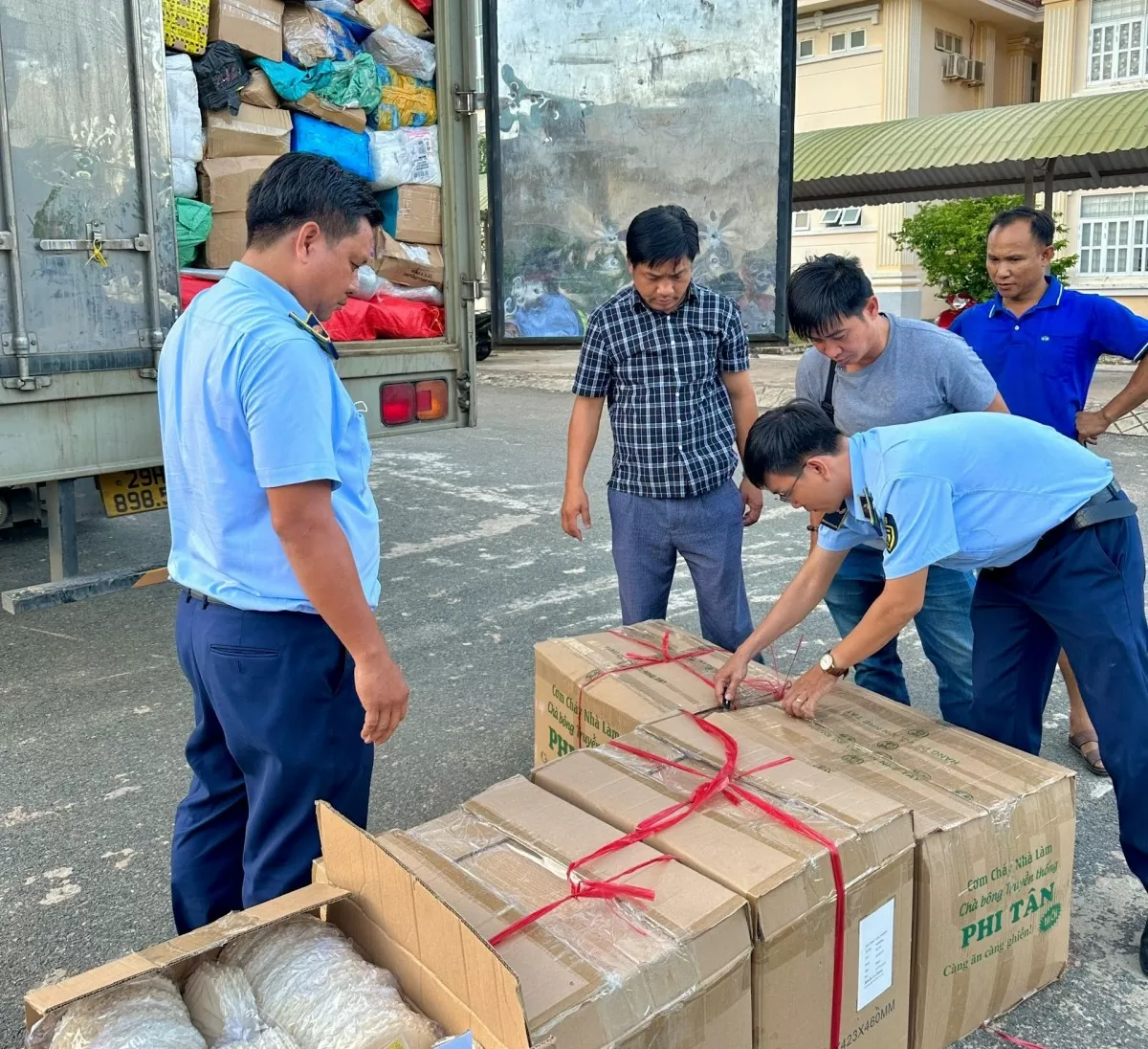 Quản lý thị trường Bình Thuận nộp ngân sách 5,1 tỷ đồng