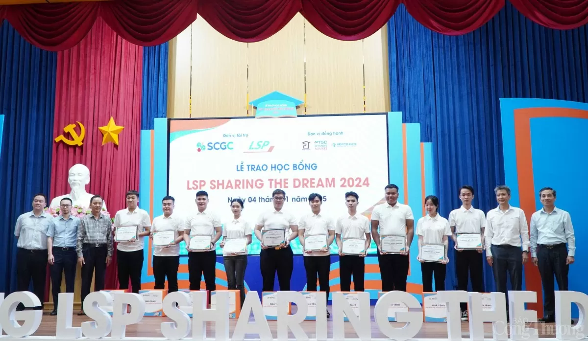 LSP trao học bổng cho sinh viên có hoàn cảnh khó khăn