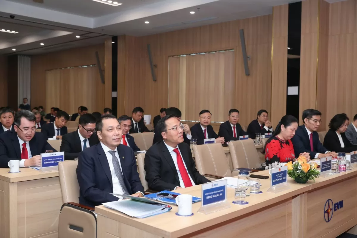 EVN: Điện thương phẩm tăng 9,24%, doanh thu tăng 13,7%