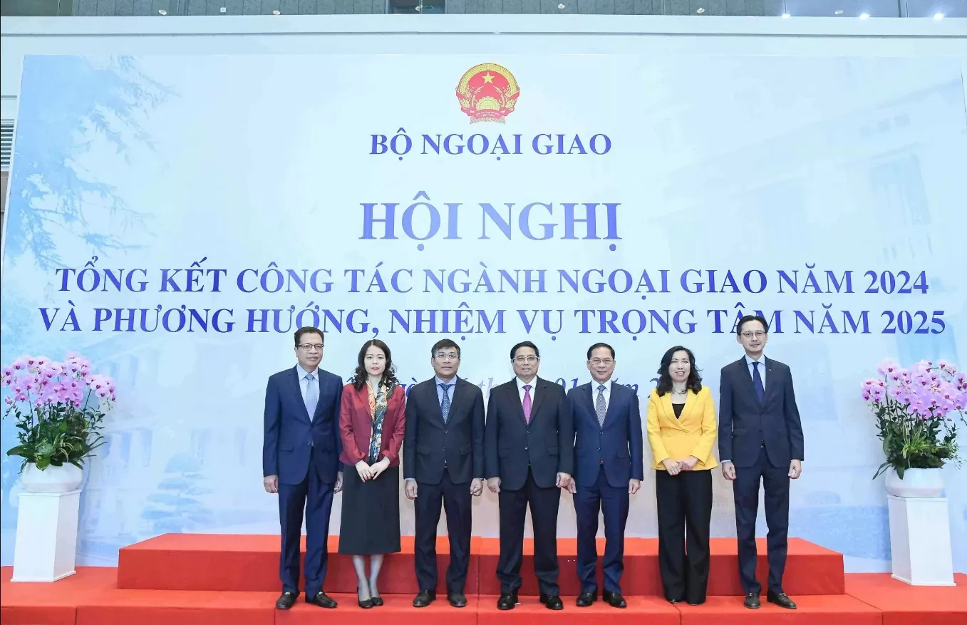 Ngoại giao phải phục vụ đắc lực cho tăng trưởng kinh tế
