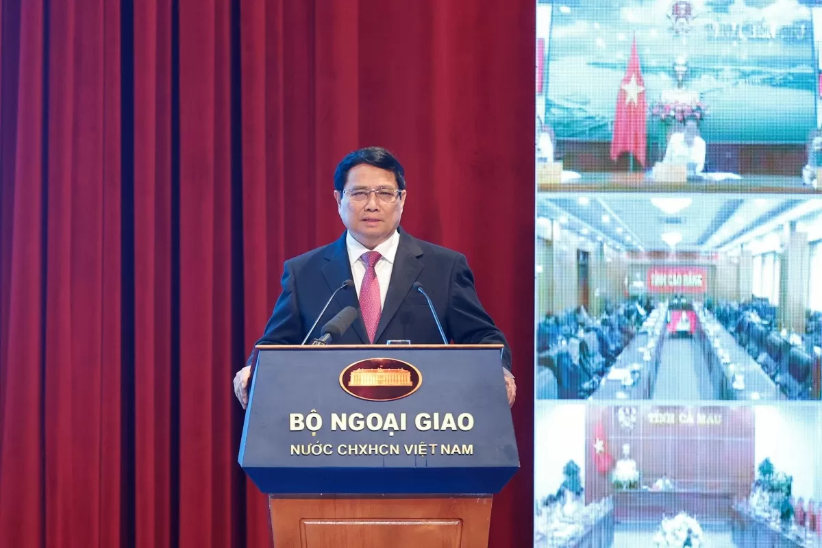 Ngoại giao phải phục vụ đắc lực cho tăng trưởng kinh tế