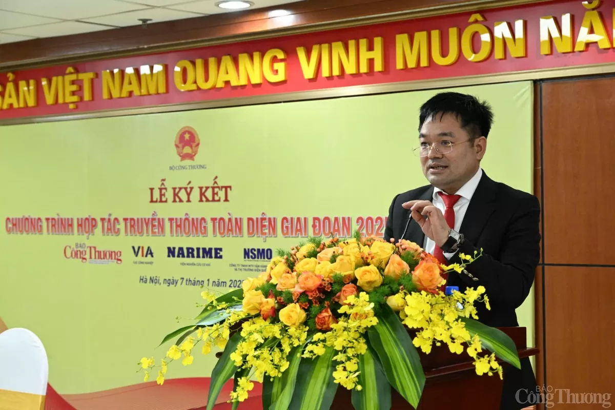 Toàn cảnh Lễ ký hợp tác truyền thông toàn diện giữa Báo và một số đơn vị