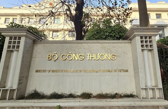 bo cong thuong dung dau cac bo ve chi so phuc vu nguoi dan doanh nghiep nam 2024
