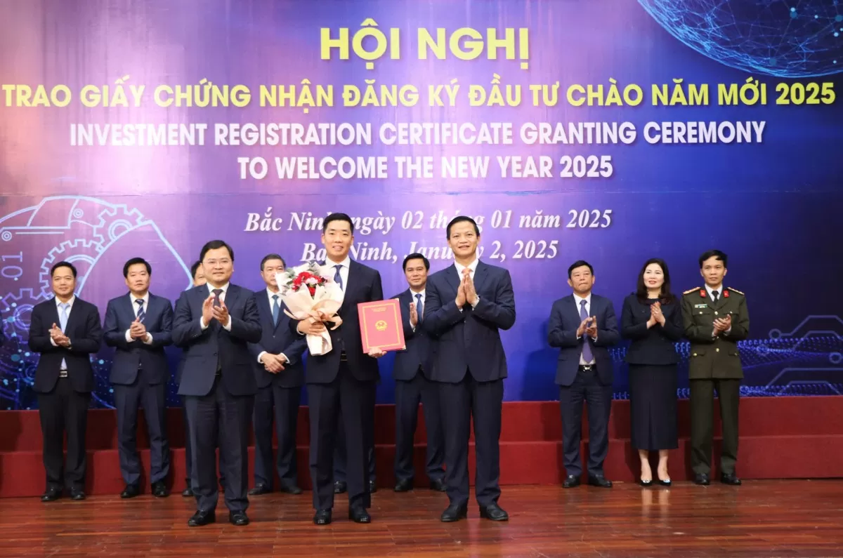 rao Giấy chứng nhận đầu tư mở rộng Dự án Sản xuất màn hình và các linh kiện điện tử cho Công ty TNHH Samsung Display Việt Nam