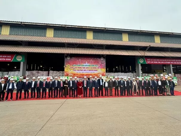 Supe Lâm Thao ra mắt 14 sản phẩm phân bón công nghệ