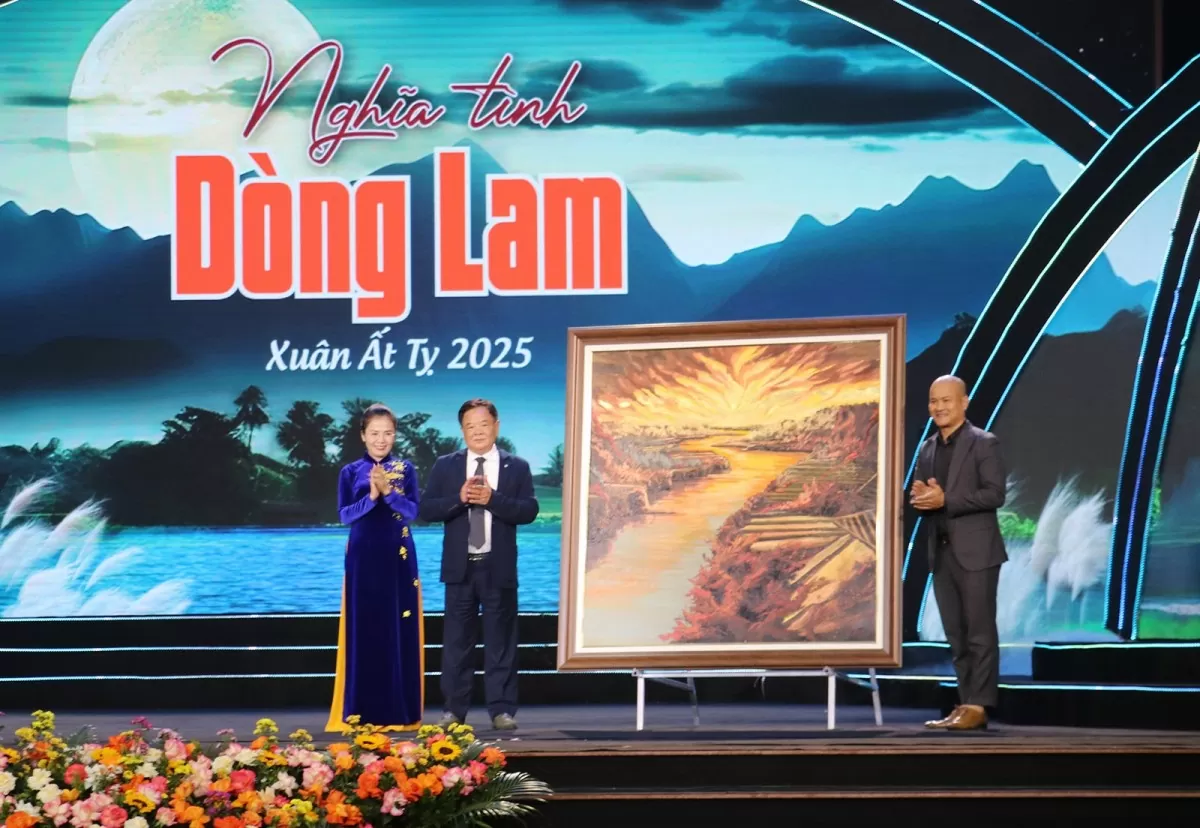Hơn 132 tỷ đồng ủng hộ chương trình 'Nghĩa tình dòng Lam'