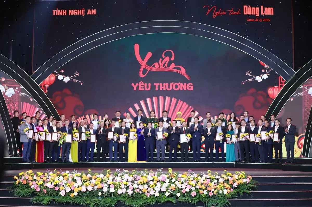 Hơn 132 tỷ đồng ủng hộ chương trình 'Nghĩa tình dòng Lam'