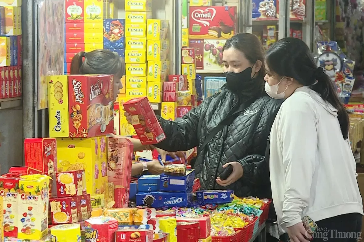 Nguồn cung hàng hóa trên địa bàn tỉnh Quảng Ngãi phục vụ tiêu dùng Tết Nguyên đán 2024 dồi dào, giá cả ổn định