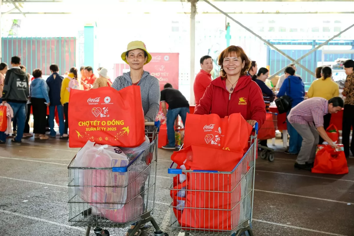 Coca-Cola khởi động lễ hội chào đón năm mới 2025