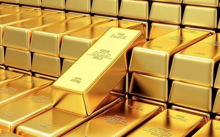 Giá vàng thế giới tăng mạnh nhất trong 14 năm qua