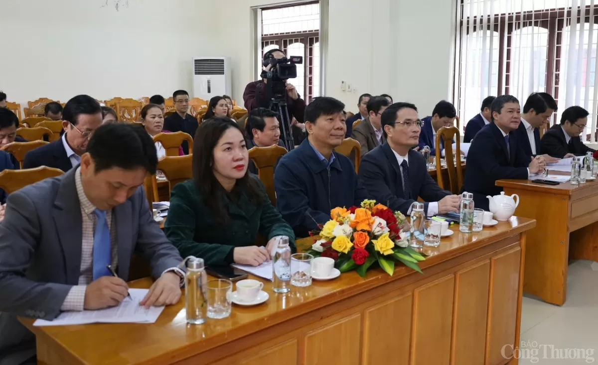 Các đại biểu tham dự Hội nghị