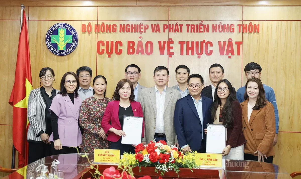 Cục Bảo vệ Thực vật – Bộ Nông nghiệp và Phát triển nông thôn và Hiệp hội CropLife Việt Nam đã ký kết Kế hoạch hợp tác triển khai chương trình “Khung Quản lý Thuốc Bảo vệ thực vật bền vững” năm 2025