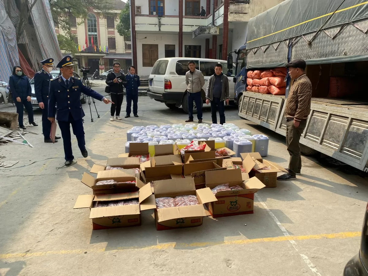 Hà Giang: Tổ chức tiêu hủy hàng hóa không rõ nguồn gốc