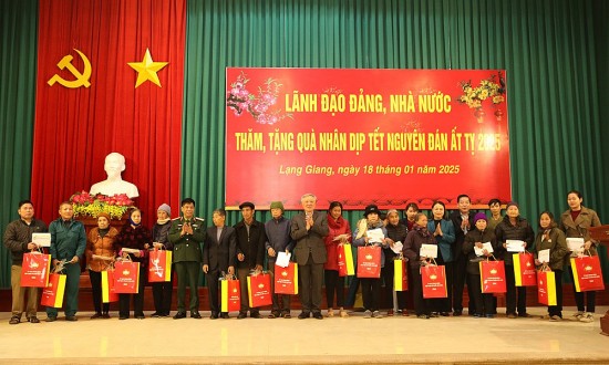 mang tet yeu thuong den voi nguoi ngheo