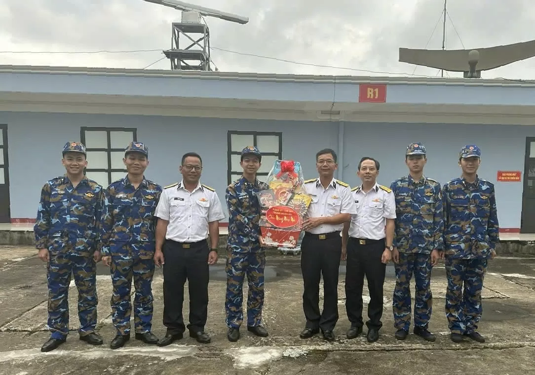 Trung đoàn 451 kiểm tra sẵn sàng chiến đấu Trạm ra đa 560