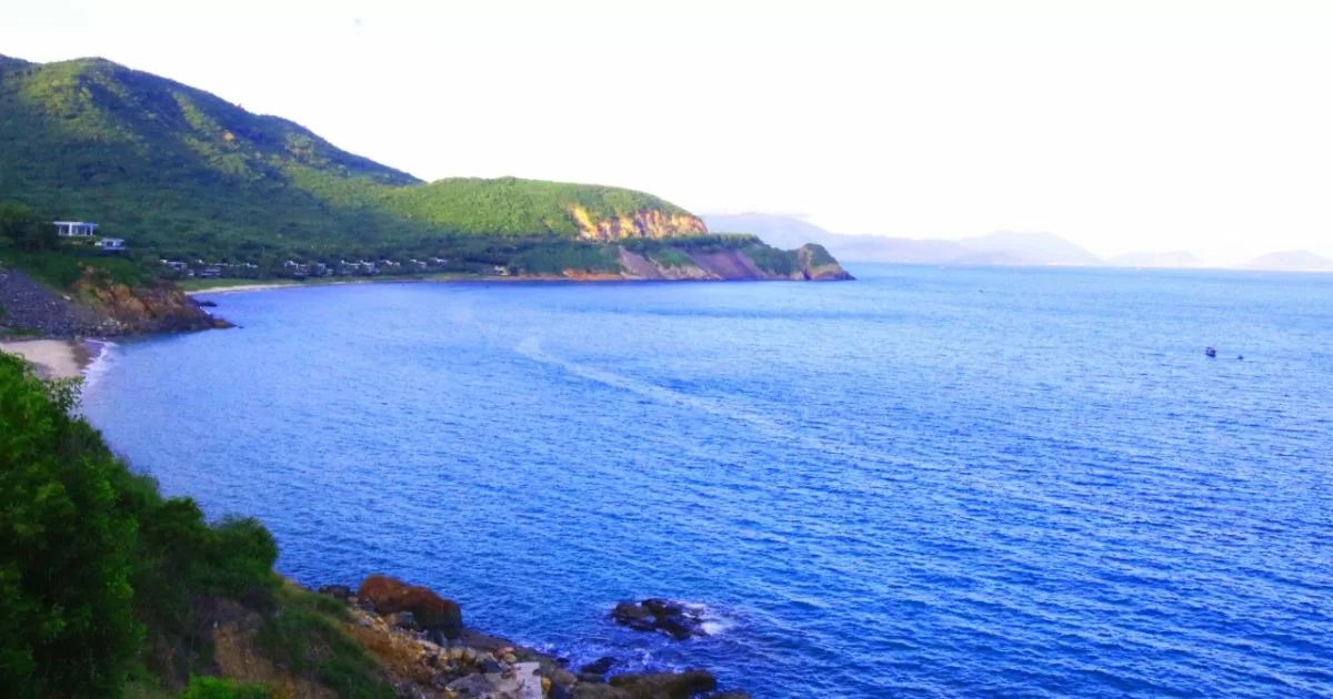 Du Xuân miền biển đảo