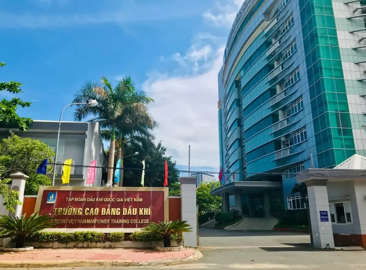 Cao đẳng Dầu khí: Thực hiện tốt công tác đào tạo nguồn nhân lực