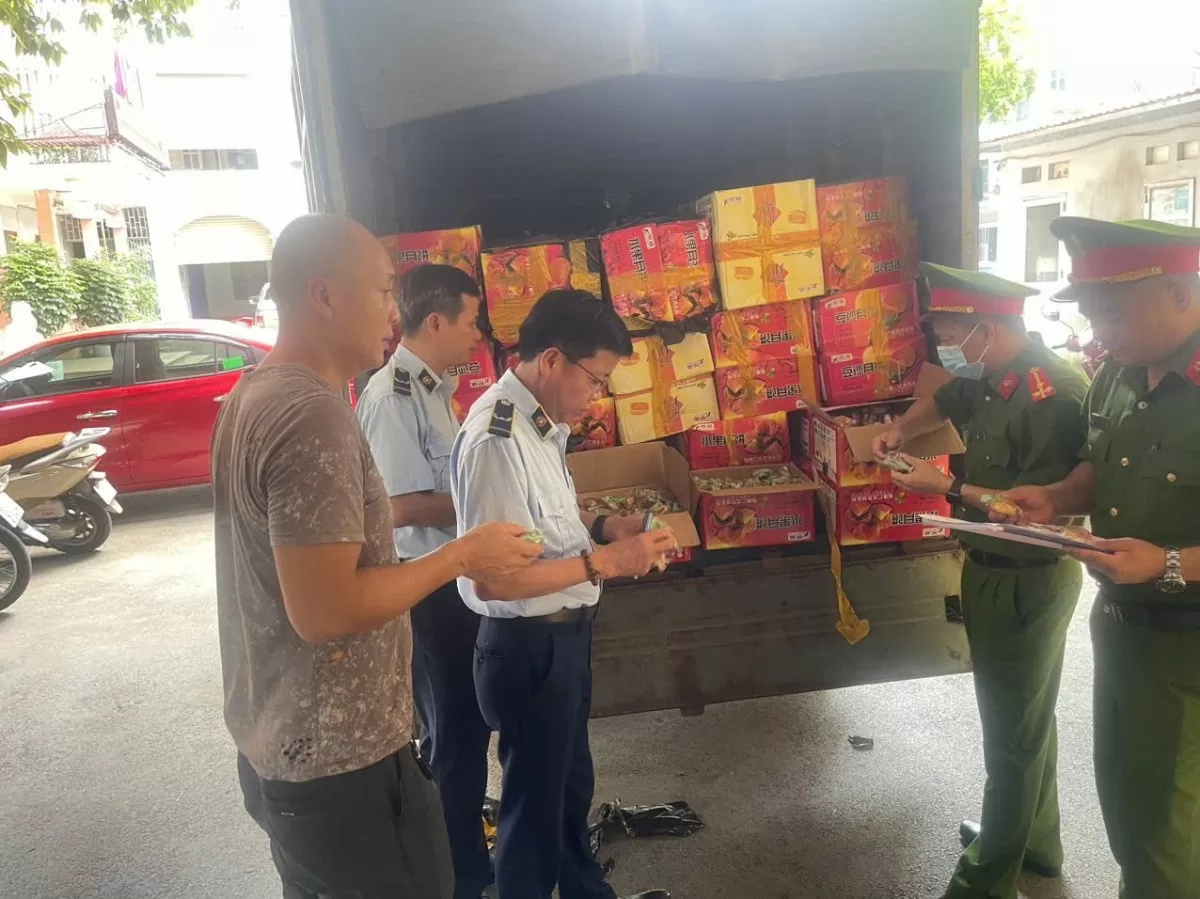 Bắc Giang: Nhiều cá nhân được tặng thưởng chống buôn lậu