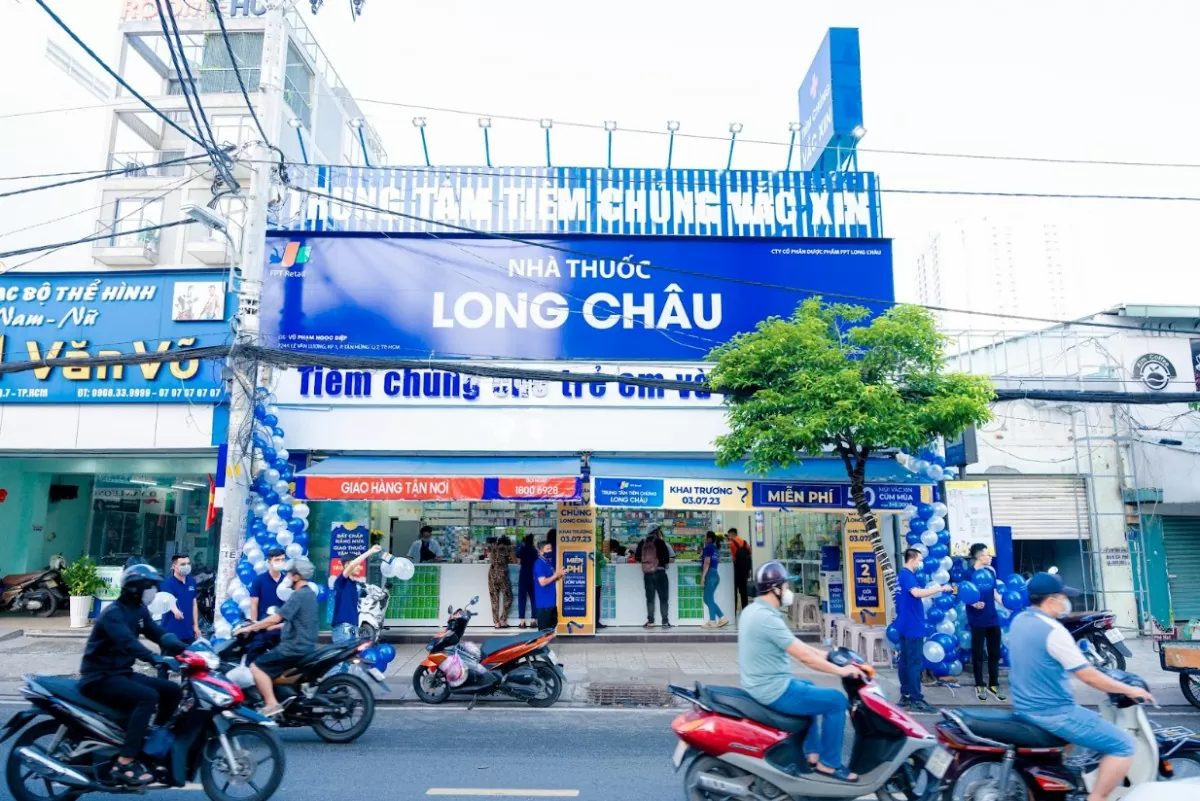 Phòng ngừa các biến chứng nguy hiểm của cúm mùa bằng vaccine