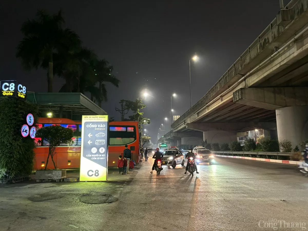 Giao thông Hà Nội thông thoáng ngày cuối năm