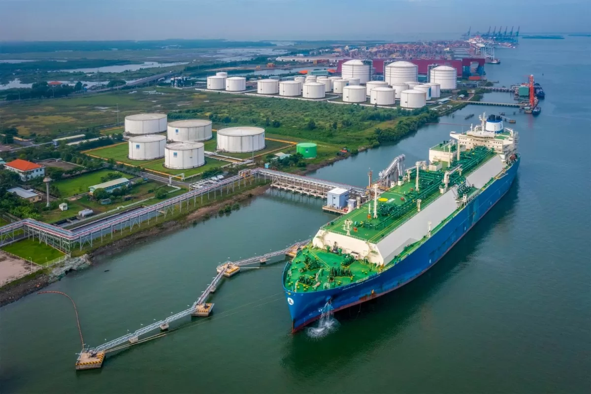 Chủ đề công tác năm 2025 của Petrovietnam: “Đổi mới từ cốt lõi; phát triển mô hình vượt trội; hội nhập chuỗi toàn cầu; nâng tầm tri thức năng lượng; bứt phá trong tăng trưởng; tạo bước chuyển xanh bền vững