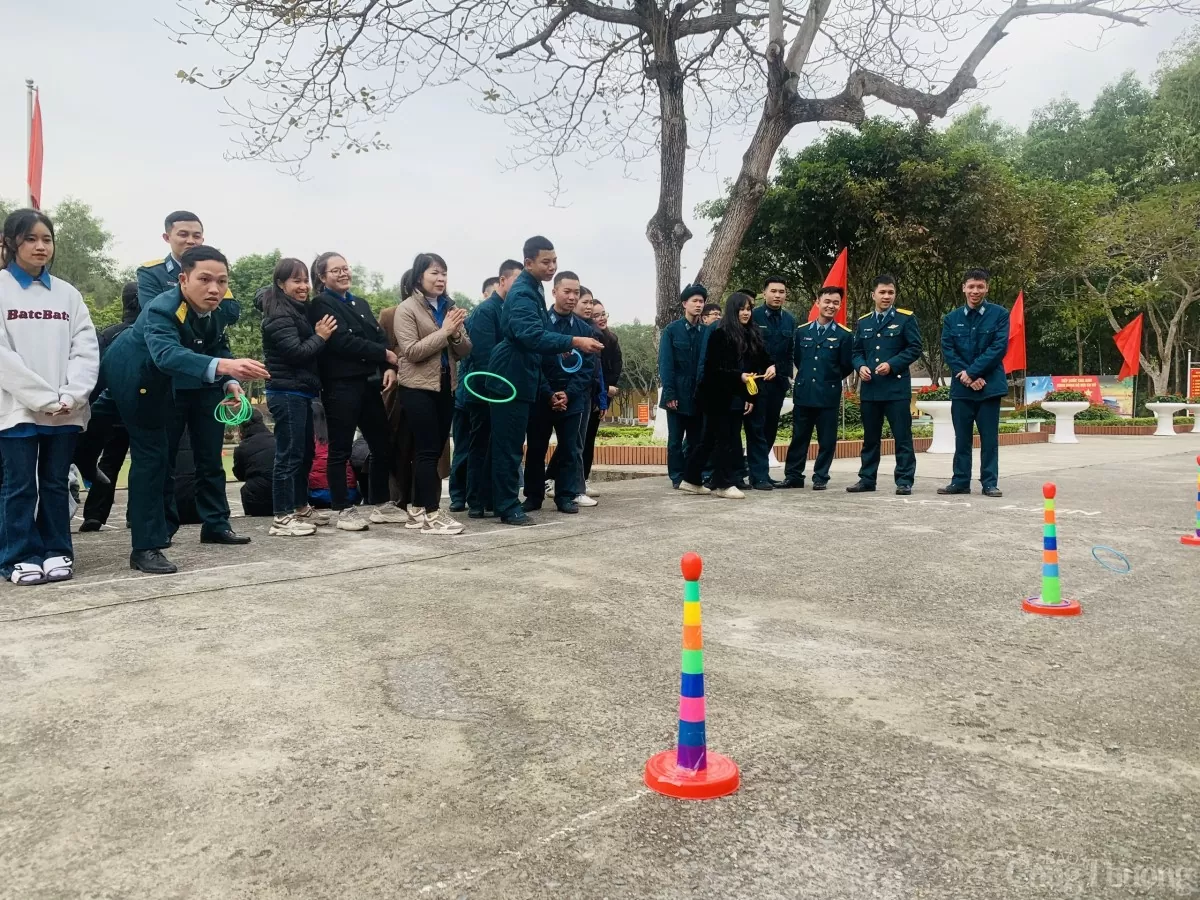 Tết của các chiến sĩ bảo vệ bầu trời Sư đoàn 363