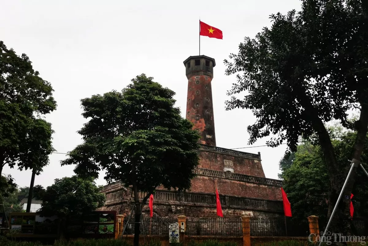 Có một Hà Nội rất lạ ngày mồng 1 Tết
